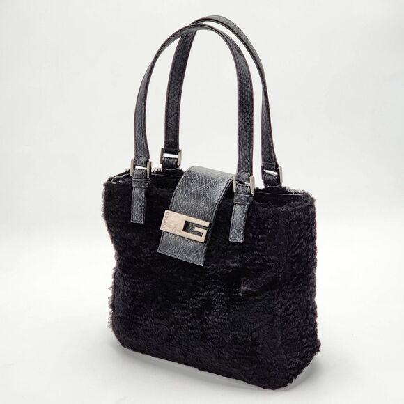 Guess Vintage Y2K Black Sherpa Fuzzy Mini Tote Handbag HTF - Picture 2 of 10
